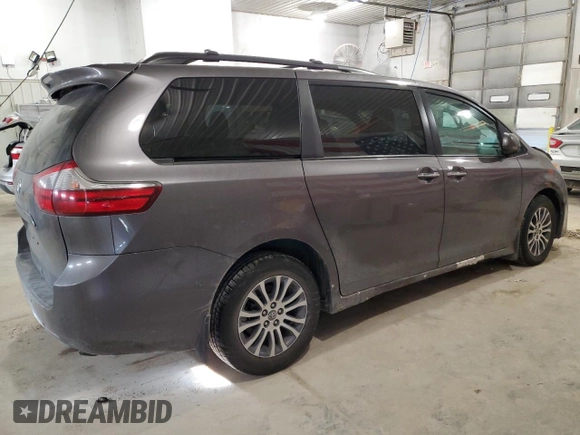 2020 Toyota Sienna XLE Auto Access Seat with VIN 5TDYZ3DC4LS039013, listed as a Copart auction lot 46858545 with 103,103 mi miles and Salvage Title. Bid and sale history available at carsss.com. Image 3.