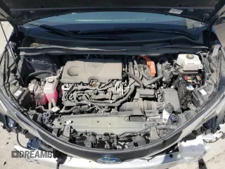 2021 Toyota Sienna XLE with VIN 5TDYSKFC8MS032403, listed as a Copart auction lot 52438625 with 48,738 mi miles and Salvage Title. Bid and sale history available at DreamBid. Image 12.