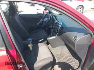 2007 Pontiac Vibe z VIN 5Y2SL65847Z424563, wystawiony jako IAAI lot #42429489 z przebiegiem 173 198 mil mil oraz . Historia ofert i sprzedaży dostępna na DreamBid. Obrazek 5.