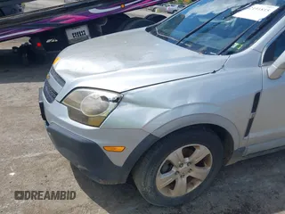 2014 Chevrolet Captiva Sport LS with VIN 3GNAL2EK2ES652899, listed as a IAAI auction lot 42191815 with 216,714 mi miles. Bid and sale history available at carsss.com. Image 6.