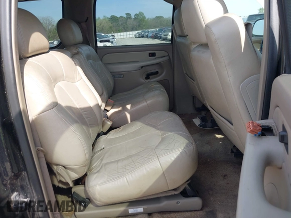 2002 Chevrolet Suburban LS with VIN 3GNEC16Z72G237048, listed as a IAAI auction lot 41900922 with 185,253 mi miles. Bid and sale history available at carsss.com. Image 8.