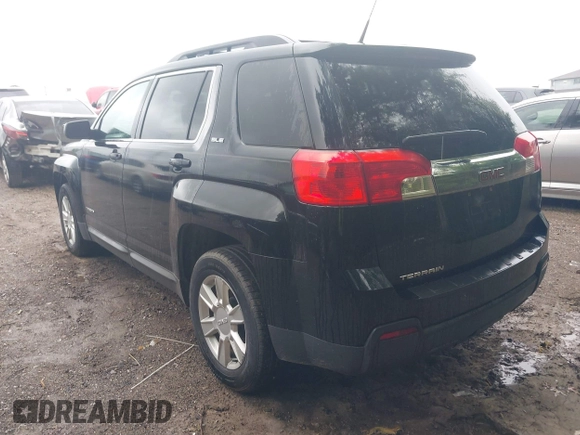 2011 GMC Terrain SLE-2 z VIN 2CTALSEC3B6418268, wystawiony jako IAAI lot #42373340 z przebiegiem 170 614 mil mil oraz . Historia ofert i sprzedaży dostępna na DreamBid. Obrazek 3.