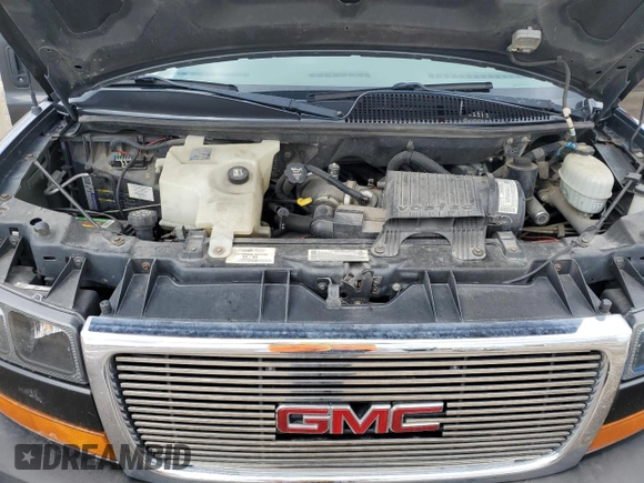 2003 GMC Savana z VIN 1GDGG29U031206019, wystawiony jako Copart lot #48920054 z przebiegiem Nie podano mil oraz Szkoda całkowita • Salvage title. Historia ofert i sprzedaży dostępna na DreamBid. Obrazek 12.