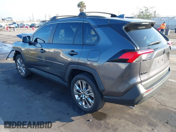 2021 Toyota RAV4 XLE Premium with VIN 2T3C1RFV8MC171440, listed as a IAAI auction lot 41146167 with 45,258 mi miles. Bid and sale history available at carsss.com. Image 3.