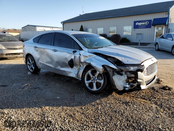 2014 Ford Fusion SE with VIN 3FA6P0H71ER141485, listed as a Copart auction lot 49236925 with 69,250 mi miles and Non Repairable. Bid and sale history available at carsss.com. Image 4.