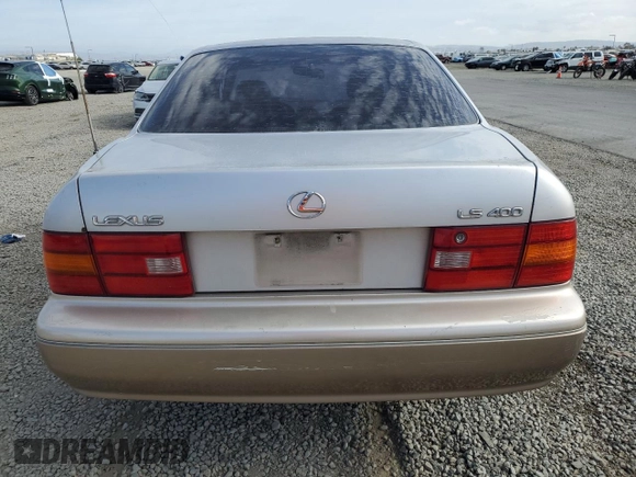1995 Lexus LS 400 z VIN JT8UF22E3S0009474, wystawiony jako Copart lot #56906185 z przebiegiem 225 087 mil mil oraz Czysty tytuł • Clean title. Historia ofert i sprzedaży dostępna na DreamBid. Obrazek 6.