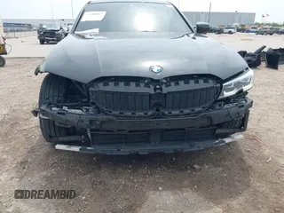 2020 BMW 3 Series 330i with VIN 3MW5R1J07L8B32129, listed as a IAAI auction lot 41858917 with 35,721 mi miles and . Bid and sale history available at DreamBid. Image 13.