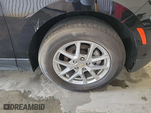 2022 Chevrolet Equinox LT z VIN 3GNAXJEV8NL130782, wystawiony jako IAAI lot #42521040 z przebiegiem 29 088 mil mil oraz . Historia ofert i sprzedaży dostępna na DreamBid. Obrazek 4.