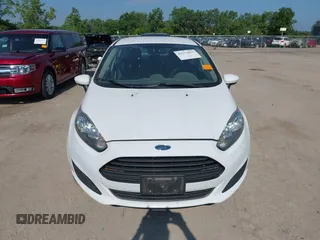 2014 Ford Fiesta S z VIN 3FADP4AJXEM211776, wystawiony jako IAAI lot #42574815 z przebiegiem 174 043 mil mil oraz . Historia ofert i sprzedaży dostępna na DreamBid. Obrazek 12.