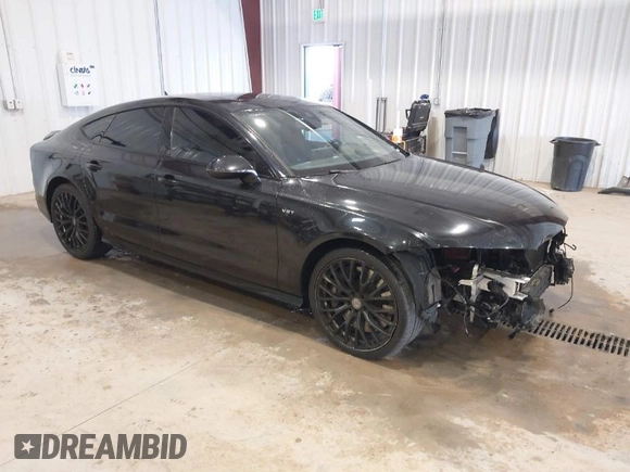 2015 Audi S7 with VIN WAUW2AFC0FN015327, listed as a IAAI auction lot 41964788 with 145,953 mi miles. Bid and sale history available at carsss.com. Image 1.