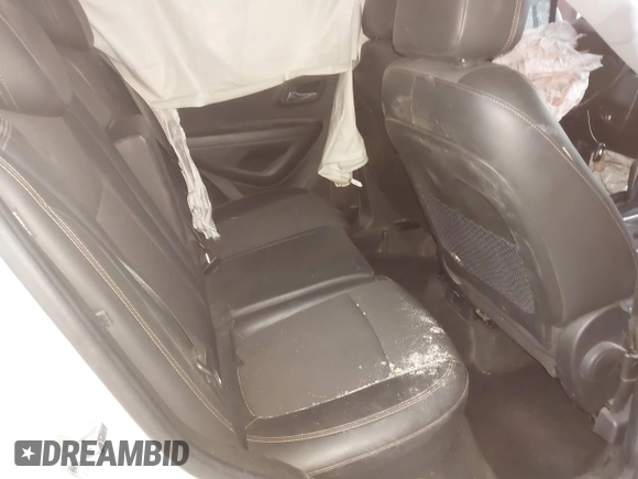 2020 Chevrolet Trax LT with VIN KL7CJLSB0LB040725, listed as a IAAI auction lot 41450707 with 53,422 mi miles and . Bid and sale history available at DreamBid. Image 8.