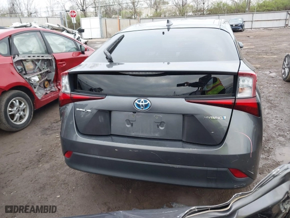 2019 Toyota Prius L Eco with VIN JTDKARFU5K3090428, listed as a IAAI auction lot 41919789 with 197,150 mi miles. Bid and sale history available at carsss.com. Image 17.