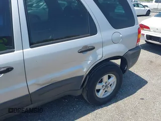 2006 Ford Escape XLS with VIN 1FMYU02Z36KB78643, listed as a IAAI auction lot 42170858 with 124,283 mi miles and . Bid and sale history available at DreamBid. Image 6.