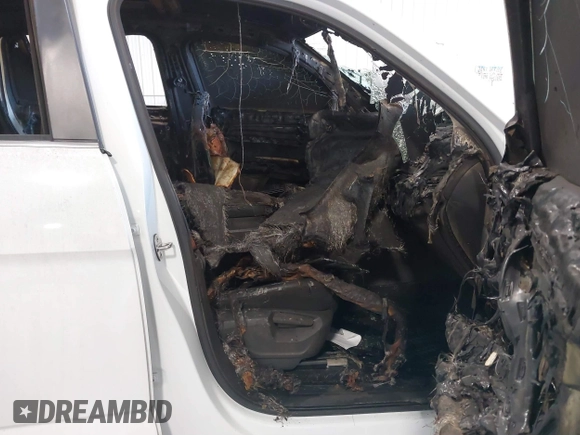 2018 Volkswagen Atlas SE z VIN 1V2CP2CA2JC593139, wystawiony jako IAAI lot #40736888 z przebiegiem Nie podano mil oraz . Historia ofert i sprzedaży dostępna na DreamBid. Obrazek 5.