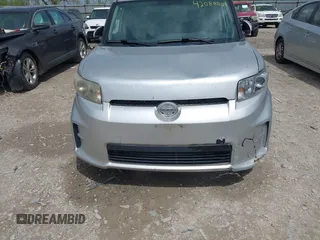 2012 Scion xB with VIN JTLZE4FE5CJ017513, listed as a IAAI auction lot 42088804 with 175,680 mi miles. Bid and sale history available at carsss.com. Image 6.