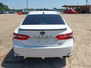 2019 Toyota Camry LE z VIN 4T1B11HK6KU266275, wystawiony jako IAAI lot #41978900 z przebiegiem 84 202 mil mil oraz . Historia ofert i sprzedaży dostępna na DreamBid. Obrazek 16.