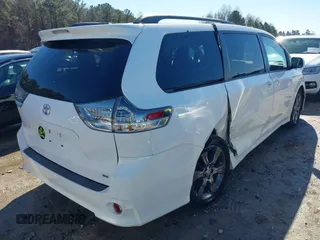 2015 Toyota Sienna SE with VIN 5TDXK3DC4FS658148, listed as a IAAI auction lot 41601341 with 110,329 mi miles. Bid and sale history available at carsss.com. Image 4.