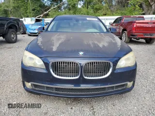 2011 BMW 7 Series 750Li z VIN WBAKB8C58BCY64737, wystawiony jako Copart lot #55503755 z przebiegiem 97 687 mil mil oraz Czysty tytuł • Clean title. Historia ofert i sprzedaży dostępna na DreamBid. Obrazek 5.