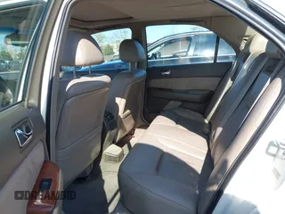 2003 Acura RL w/Navigation System with VIN JH4KA96693C000456, listed as a IAAI auction lot 41993013 with 190,892 mi miles. Bid and sale history available at carsss.com. Image 8.