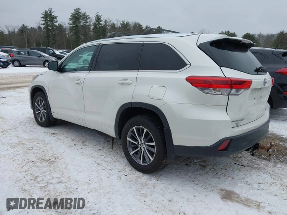 2018 Toyota Highlander SE z VIN 5TDJZRFH3JS556538, wystawiony jako IAAI lot #41470898 z przebiegiem 149 464 mil mil oraz . Historia ofert i sprzedaży dostępna na DreamBid. Obrazek 3.