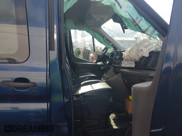 2020 Ford Transit with VIN 1FTBW9CG5LKB38291, listed as a IAAI auction lot 41660584 with 32,579 mi miles. Bid and sale history available at carsss.com. Image 5.
