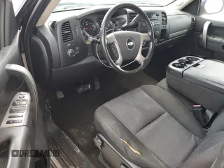 2010 Chevrolet Silverado 1500 LT with VIN 1GCSKSE33AZ115058, listed as a Copart auction lot 55384325 with 170,468 mi miles and Clean Title. Bid and sale history available at DreamBid. Image 8.