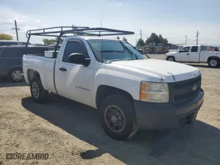 2007 Chevrolet Silverado 1500 Classic Work Truck with VIN 1GCEC14X87Z605271, listed as a Copart auction lot 68501414 with 136,571 mi miles and Salvage Title. Bid and sale history available at carsss.com. Image 4.