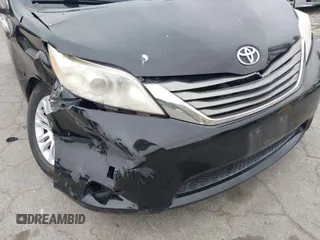 2013 Toyota Sienna XLE AAS с VIN 5TDYK3DC5DS386789, выставлен на аукционе IAAI как лот 42164870 с пробегом 171 786 миль миль и . История ставок и продаж доступна на DreamBid. Изображение 6.