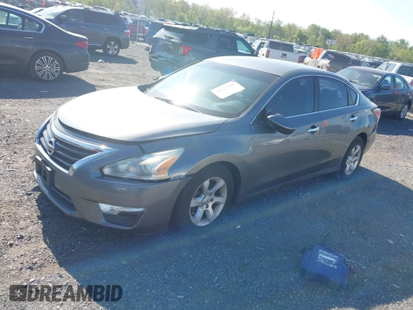 2015 Nissan Altima 2.5 S with VIN 1N4AL3AP8FC270356, listed as a IAAI auction lot 42135280 with 135,373 mi miles. Bid and sale history available at carsss.com. Image 2.