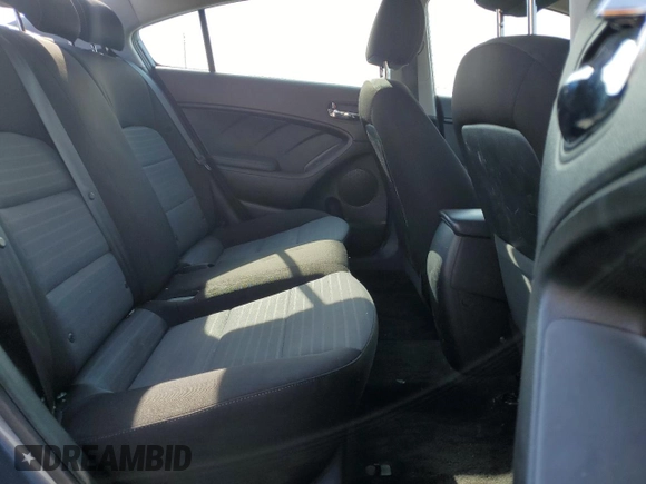 2018 Kia Forte LX with VIN 3KPFL4A70JE267121, listed as a Copart auction lot 44352465 with 158,442 mi miles and Salvage Title. Bid and sale history available at carsss.com. Image 10.