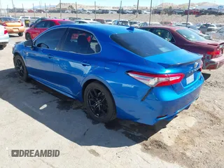 2019 Toyota Camry LE z VIN 4T1B11HKXKU173212, wystawiony jako IAAI lot #41848847 z przebiegiem 138 372 mil mil oraz . Historia ofert i sprzedaży dostępna na DreamBid. Obrazek 3.