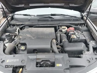 2013 Lincoln MKS EcoBoost with VIN 1LNHL9FT2DG604724, listed as a IAAI auction lot 41428420 with 152,880 mi miles and . Bid and sale history available at DreamBid. Image 10.