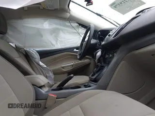 2015 Ford Escape SE z VIN 1FMCU9GX0FUB23447, wystawiony jako IAAI lot #42219379 z przebiegiem 113 274 mil mil oraz . Historia ofert i sprzedaży dostępna na DreamBid. Obrazek 5.