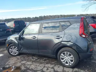 2022 Kia Soul LX with VIN KNDJ23AUXN7831117, listed as a IAAI auction lot 41292703 with 33,237 mi miles. Bid and sale history available at carsss.com. Image 14.
