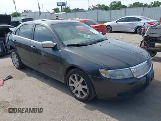 2006 Lincoln Zephyr z VIN 3LNHM26176R647597, wystawiony jako IAAI lot #42268840 z przebiegiem 163 769 mil mil oraz . Historia ofert i sprzedaży dostępna na DreamBid. Obrazek 1.
