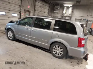 2013 Chrysler Town & Country Touring with VIN 2C4RC1BG1DR646691, listed as a IAAI auction lot 42051933 with 162,960 mi miles. Bid and sale history available at carsss.com. Image 3.