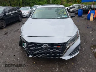 2024 Nissan Altima SR z VIN 1N4BL4CW2RN394338, wystawiony jako IAAI lot #42186664 z przebiegiem 14 662 mil mil oraz . Historia ofert i sprzedaży dostępna na DreamBid. Obrazek 12.
