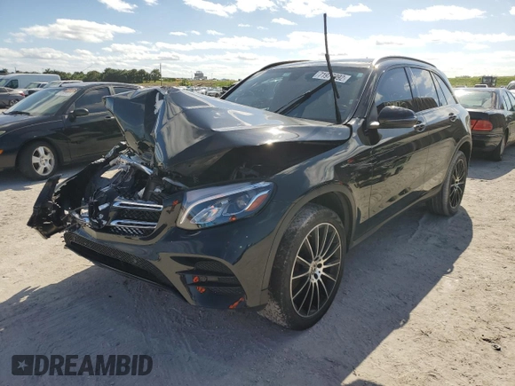 2019 Mercedes-Benz GLC with VIN WDC0G4JB5KV183673, listed as a Copart auction lot 71977992 with 61,125 mi miles. Bid and sale history available at carsss.com. Image 1.