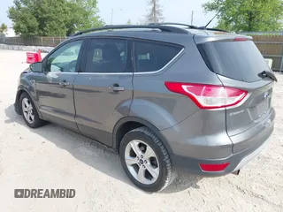 2013 Ford Escape SE z VIN 1FMCU0GX9DUC42459, wystawiony jako IAAI lot #42526275 z przebiegiem 203 310 mil mil oraz . Historia ofert i sprzedaży dostępna na DreamBid. Obrazek 3.