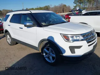 2018 Ford Explorer z VIN 1FM5K7B82JGB97012, wystawiony jako IAAI lot #41373521 z przebiegiem 109 534 mil mil oraz . Historia ofert i sprzedaży dostępna na DreamBid. Obrazek 1.