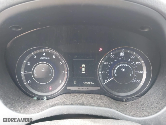2016 Hyundai Azera Limited with VIN KMHFH4JG9GA555812, listed as a IAAI auction lot 41772140 with 103,027 mi miles. Bid and sale history available at carsss.com. Image 7.