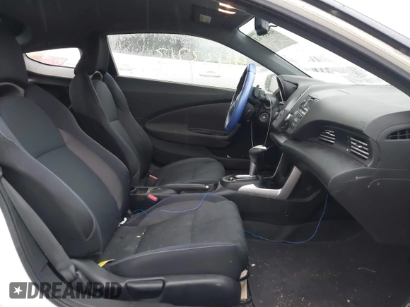 2013 Honda CR-Z with VIN JHMZF1D42DS000230, listed as a IAAI auction lot 41433713 with 128,887 mi miles. Bid and sale history available at carsss.com. Image 5.