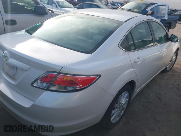2012 Mazda 6 i Touring Plus with VIN 1YVHZ8EH7C5M17123, listed as a IAAI auction lot 41529821 with 191,704 mi miles and . Bid and sale history available at carsss.com. Image 4.