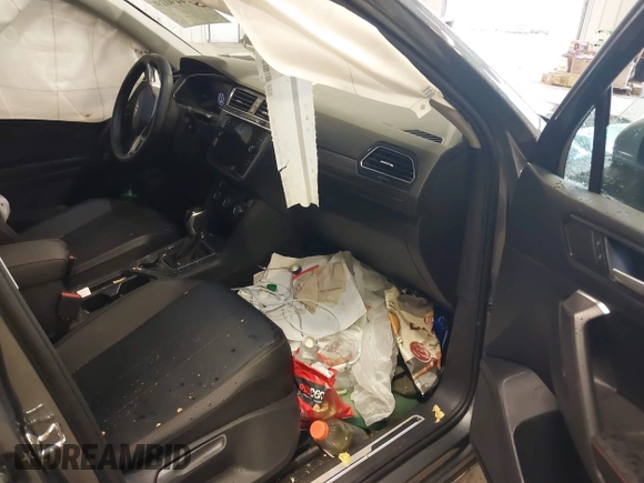 2024 Volkswagen Tiguan Wolfsburg Edition with VIN 3VVAB7AX3RM219372, listed as a IAAI auction lot 42449019 with 2,390 mi miles and . Bid and sale history available at DreamBid. Image 5.