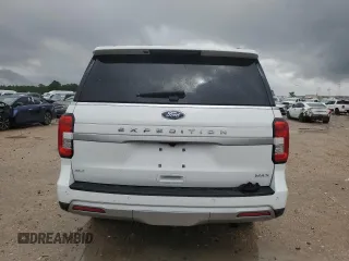 2024 Ford Expedition Max XLT with VIN 1FMJK1H8XREB02917, listed as a Copart auction lot 51924285 with 2,632 mi miles and Salvage Title. Bid and sale history available at DreamBid. Image 6.