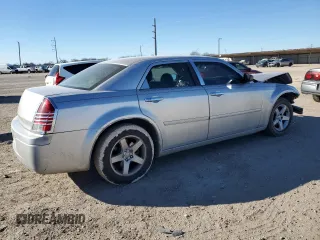 2006 Chrysler 300 with VIN 2C3KA43R56H376290, listed as a Copart auction lot 41593915 with 133,789 mi miles and Salvage Title. Bid and sale history available at carsss.com. Image 3.