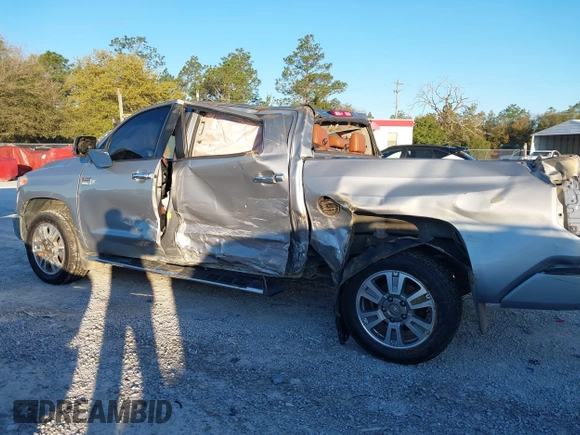 2016 Toyota Tundra Platinum z VIN 5TFGW5F13GX203962, wystawiony jako IAAI lot #41808245 z przebiegiem 179 511 mil mil oraz . Historia ofert i sprzedaży dostępna na DreamBid. Obrazek 6.