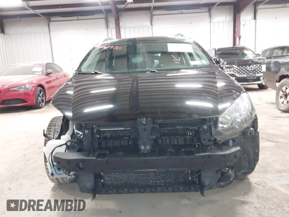 2014 Volkswagen Jetta TDI with VIN 3VWML7AJ7EM613873, listed as a IAAI auction lot 42448970 with 89,002 mi miles and . Bid and sale history available at DreamBid. Image 6.