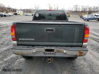 2002 Chevrolet Silverado 1500 LT with VIN 2GCEK19T721290666, listed as a Copart auction lot 48002255 with 220,193 mi miles and Clean Title. Bid and sale history available at carsss.com. Image 6.