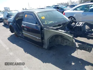 2009 Chrysler 300 C z VIN 2C3LA63T09H504760, wystawiony jako IAAI lot #42019741 z przebiegiem Nie podano mil oraz . Historia ofert i sprzedaży dostępna na DreamBid. Obrazek 1.